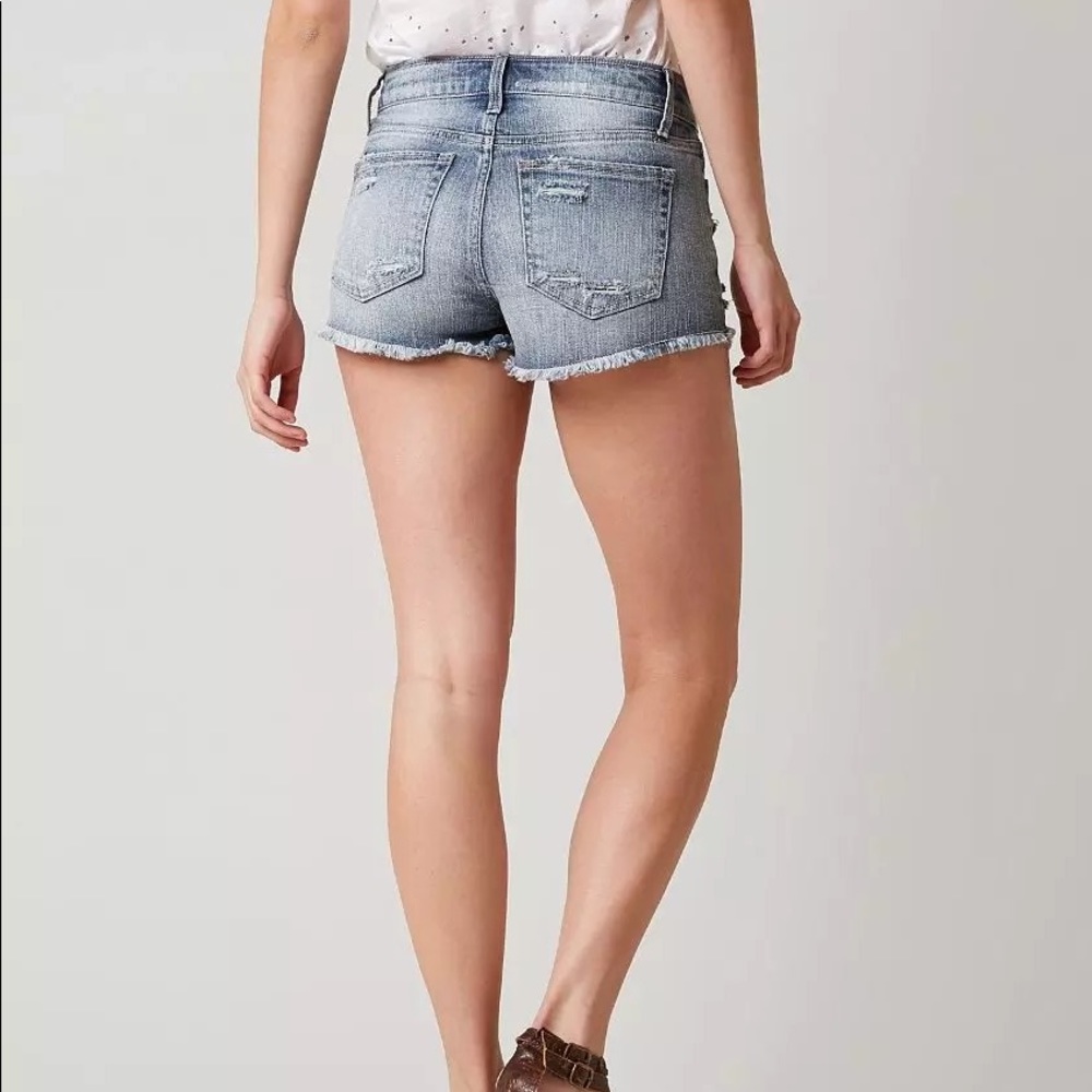 Daytrip Refined High Rise Capricorn Stretch‎ Short Size 25 - Picture 3 of 10